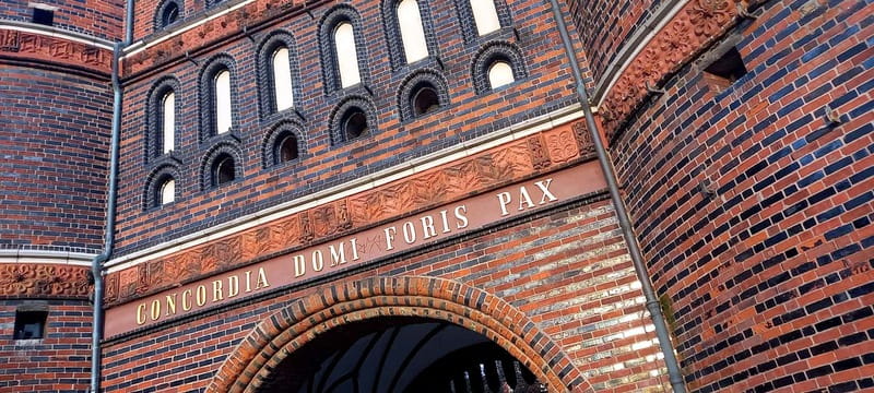 Lübeck: The Culinary City Tour – Lübeck Lukullisch - Marzipan, Rotspon, and the story behind local food