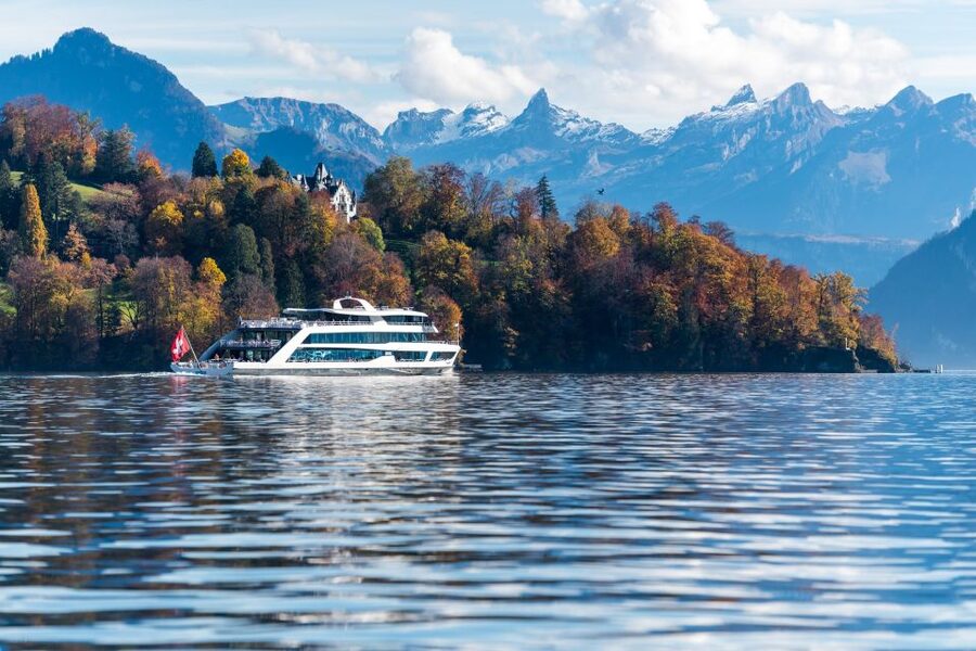 Lucerne: Lake Lucerne 1st Class Cruise with Gourmet Lunch - Key points to know before booking