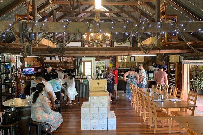 Luxury Hunter Valley Wildlife & Wine Tasting Tour from Sydney - Fat Cow’s cheese, olive oil, and chocolate stop