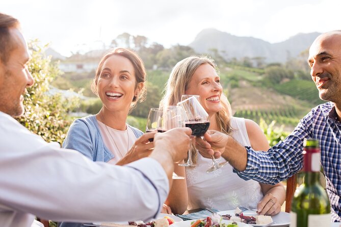 Luxury Hunter Valley Wildlife & Wine Tasting Tour from Sydney - Starting at 7:30 am in Haymarket
