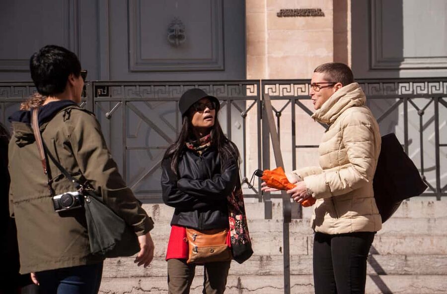 Lyon: Old Town Food Tour with 6 French Food Tastings & Wine - Cheese and wine show Lyon’s everyday pleasures