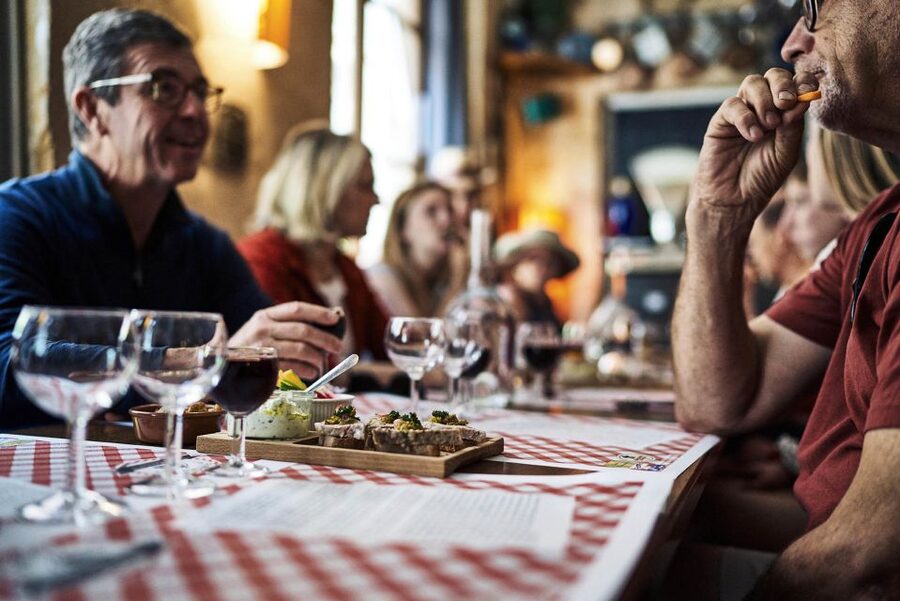 Lyon: Vieux Lyon Food Tasting Walking Tour - Is $104 a fair price?