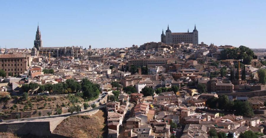 Madrid: Full-Day Guided Tour of Toledo with Cathedral Visit - Key points at a glance