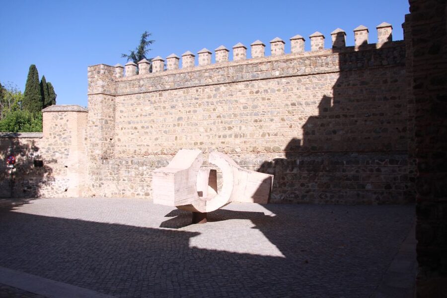 Madrid: Full-Day Guided Tour of Toledo with Cathedral Visit - Santa María la Blanca shows Toledo’s layered identity