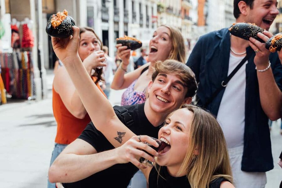 Madrid Guided Food Tour with Tapas and Spanish Wine - Drinks that explain Madrid’s bar culture