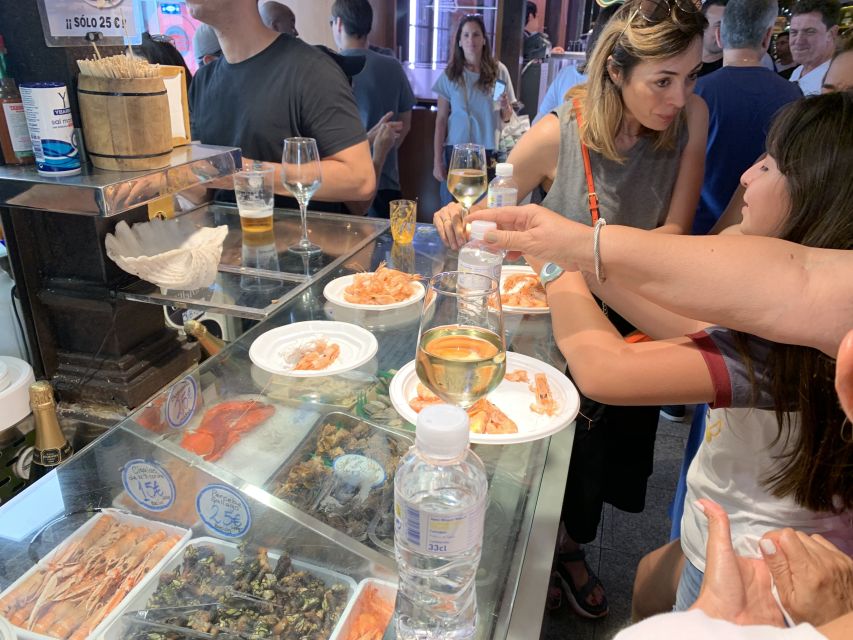 Madrid: History of Tapas Walking Tour and Tasting - Four stops, four drinks, and a walking meal
