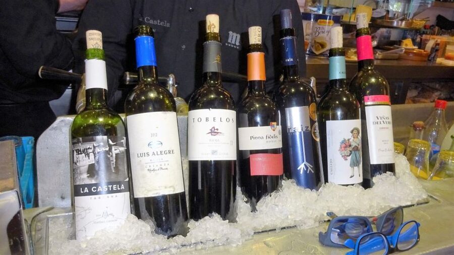 Madrid: Iberico Ham and Spanish Wine Small-Group Food Tour - The first tasting: Spanish food beyond the ham