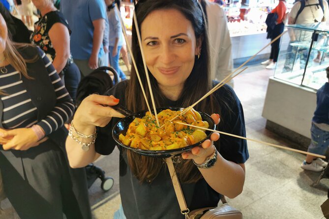 Madrid: Street Food Walking Tour in the Plaza Mayor Area - Starting beside Calle de Cdad. Rodrigo 5