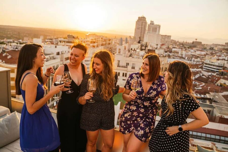 Madrid: Tasty Tapas Tour & Visit to a Terrace with Views - Key points to know before booking