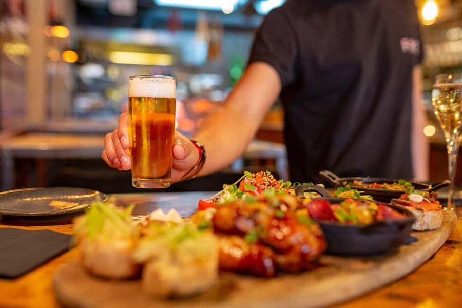Madrid: Tasty Tapas Tour & Visit to a Terrace with Views - Las Letras: tapas with a literary backdrop