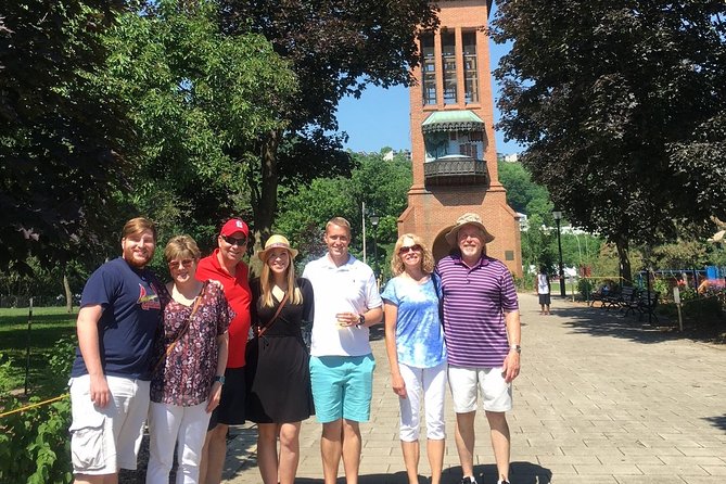 Mainstrasse Village Food Tour in Covington KY - Piper’s Ice Cream Bar ends the route on a playful note