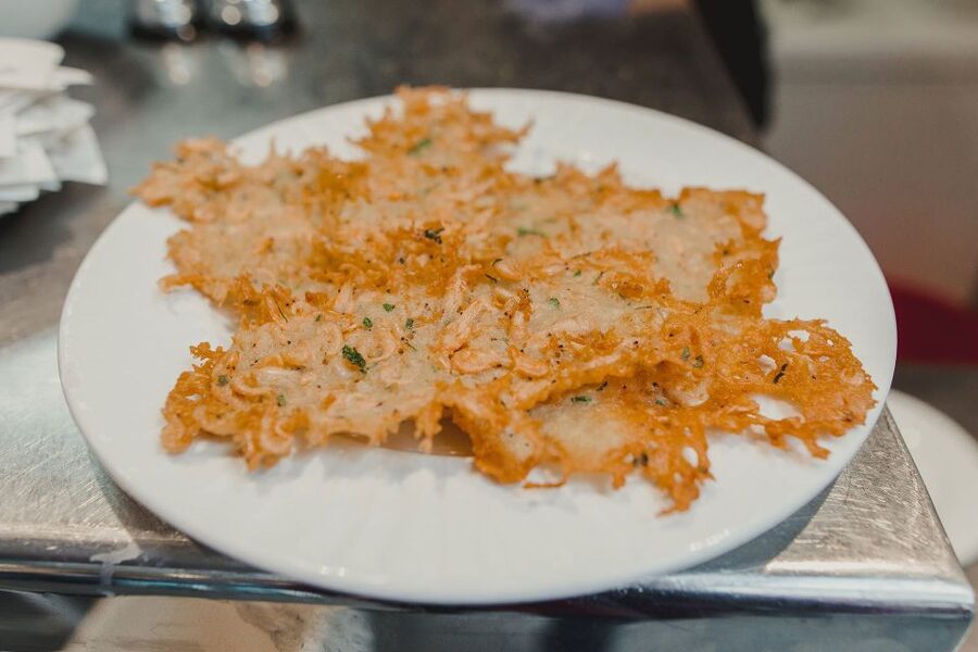 Malaga: Tapas Crawl - The final bar turns dinner into a full evening