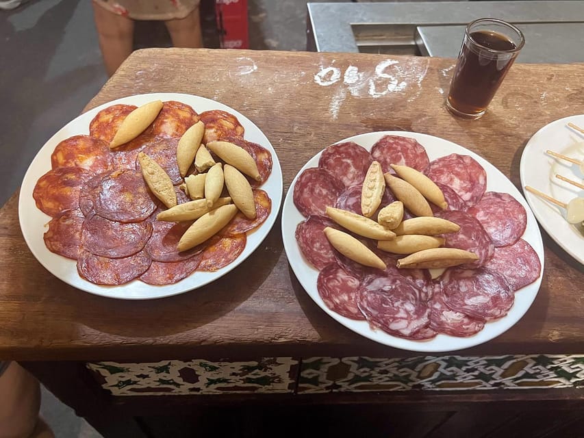 Malaga: Wine and Tapas Tour with Tastings and Drinks - The final stop: a drink with a view