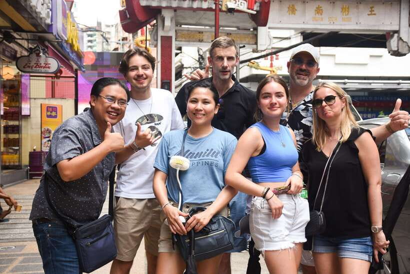 Manila: Guided Food Tour of Binondo with Tastings - Mami, the comfort-food pause
