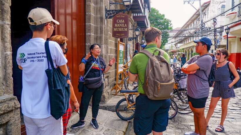 Manila: Sightseeing and Food Walking Tour with Tastings - Who should book this six-hour Manila tour?