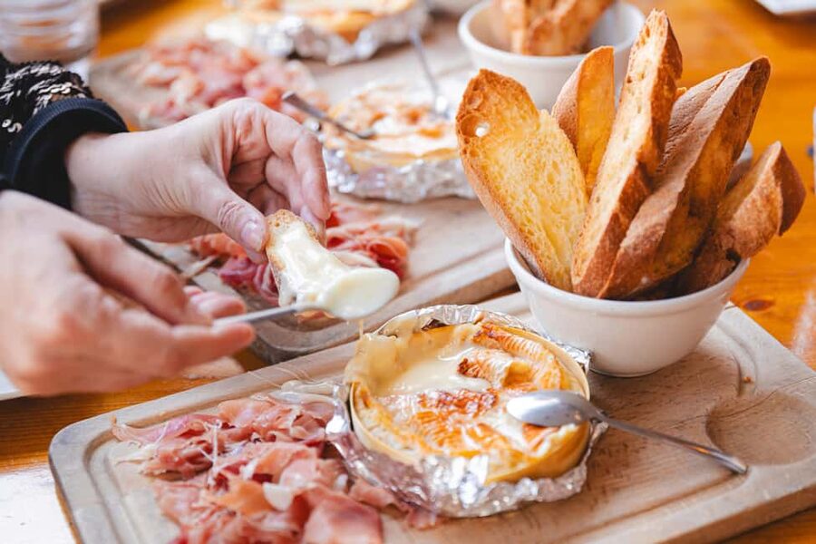 Marseille: Walking Food Tour with Full Meal - Why this Marseille food tour works so well