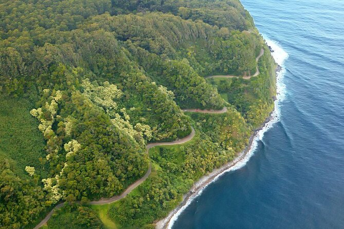 Maui: Road to Hana Adventure with Farm to Table Lunch - Road to Hana highlights at a glance