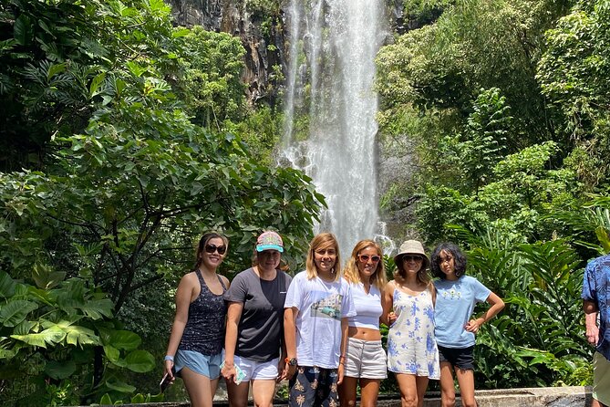 Maui: Road to Hana Adventure with Farm to Table Lunch - Paia and Hookipa begin the morning