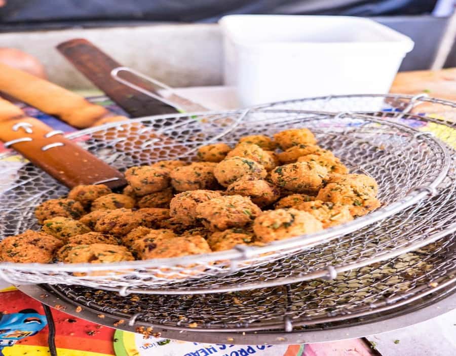 Mauritius: Port Louis Street Food Walking Tour - Key points at a glance