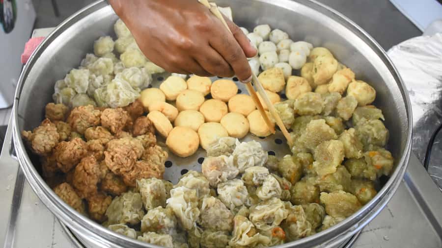 Mauritius: Port Louis Street Food Walking Tour - How much food do you actually get?