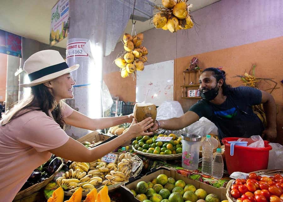 Mauritius: Snorkeling with Turtles & Port Louis Street Food - From reef fish to Central Market in Port Louis
