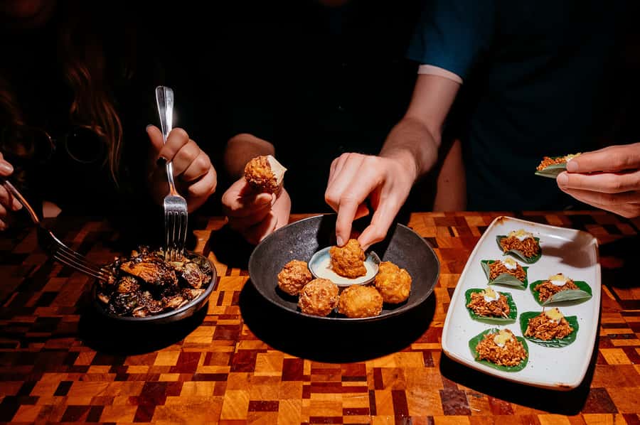 Melbourne: Guided Night-Time Food Walking Tour - Should you book the Melbourne Night-Time Food Walking Tour?