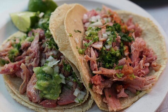 México City: Street Food to Home Cooking Food Tour - Meeting at Parque México and entering Roma
