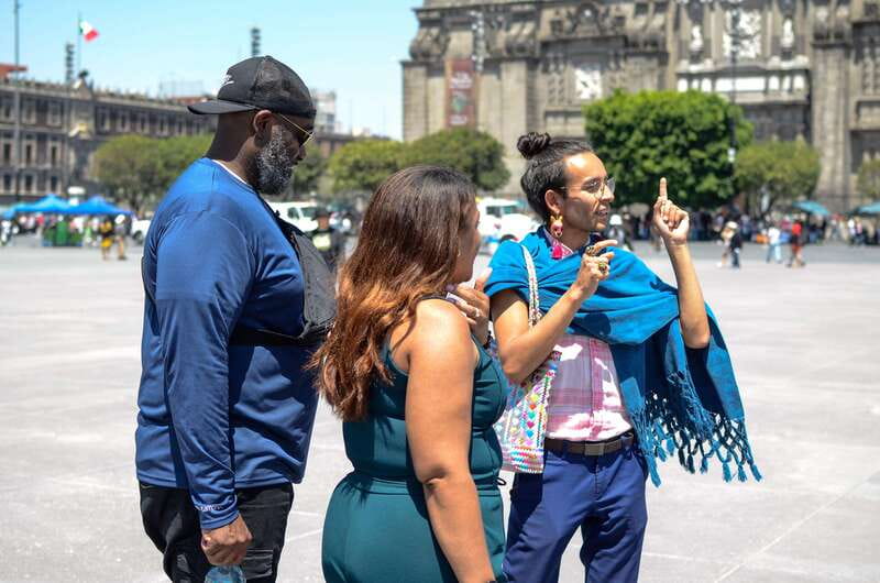 Mexico City: Zocalo Tacos Tour by Michelin-Star Chef Torres - Starting at Amor y Tacos in the Centro Histórico