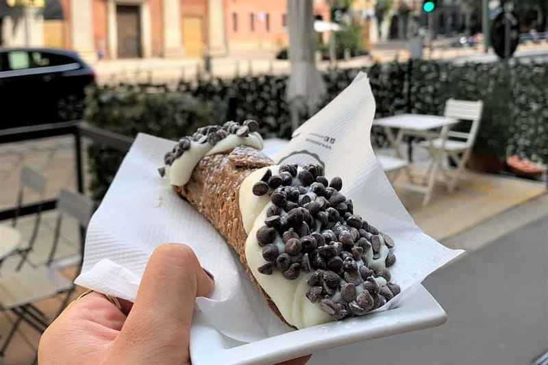 Milan: Guided Food Tour with Tastings - The guides make the biggest difference