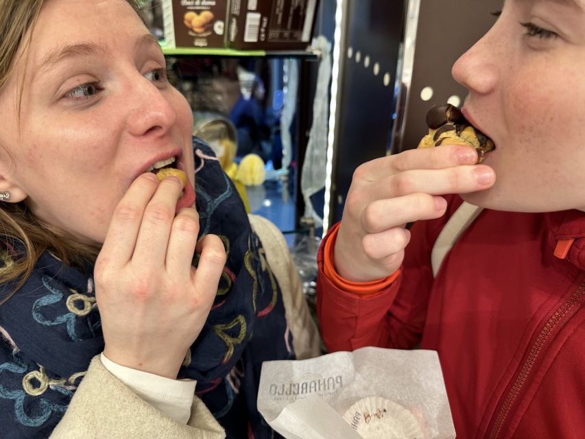 Milan: Guided Street Food Walking Tour with Food Tasting - Starting at San Maurizio and entering old Milan