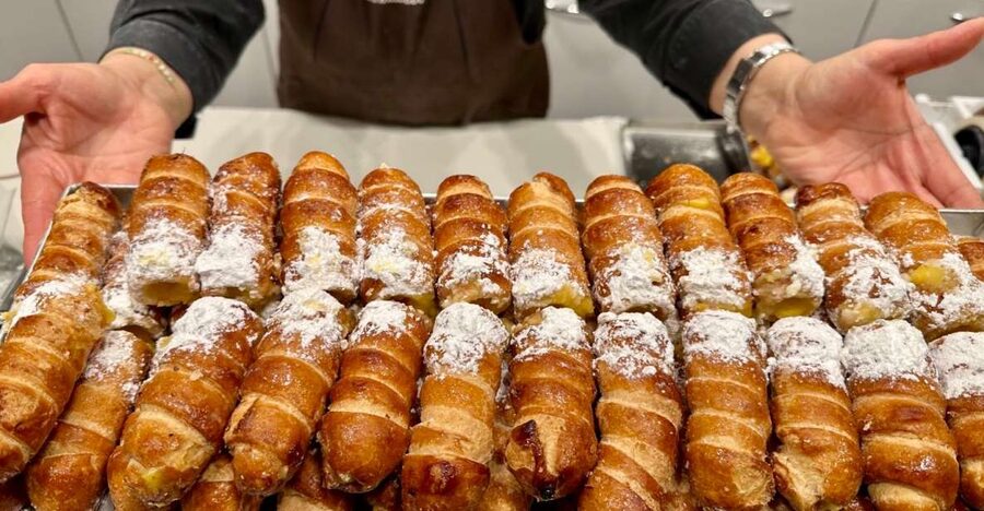 Milan: Guided Street Food Walking Tour with Food Tasting - Piazza Affari, The Finger, and Milan’s unusual public art