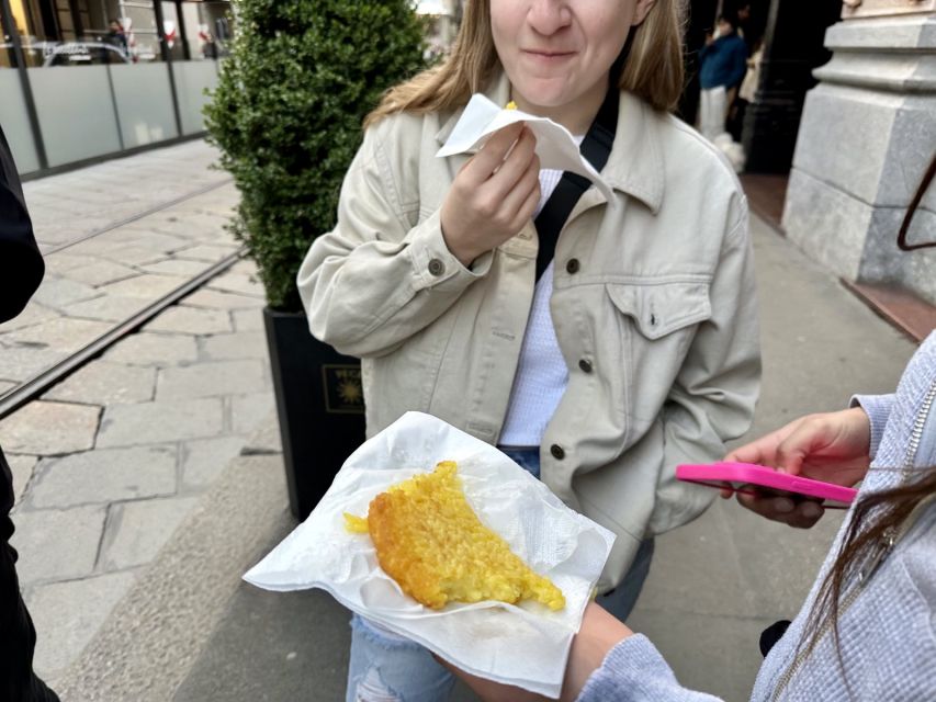 Milan: Guided Street Food Walking Tour with Food Tasting - How much food do you actually get?