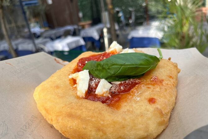 Milan's Authentic Street Food tour: A Gourmet Experience - The first bites: vinegar, cheese, and regional introductions