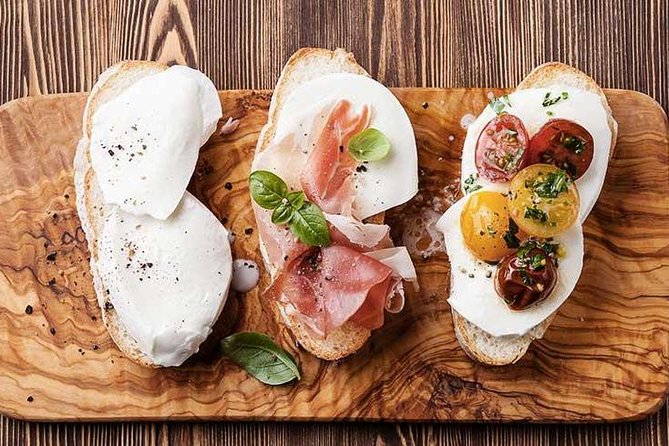 Milan's Authentic Street Food tour: A Gourmet Experience - The guides make or break the experience