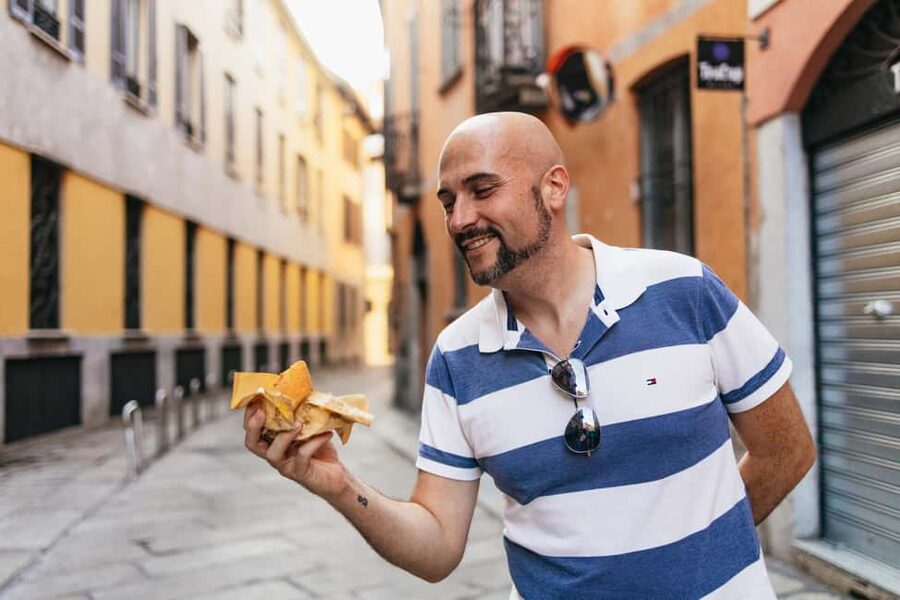 Milan: Street Food Walking Tour - Piazza SantAlessandro: food with a quiet setting