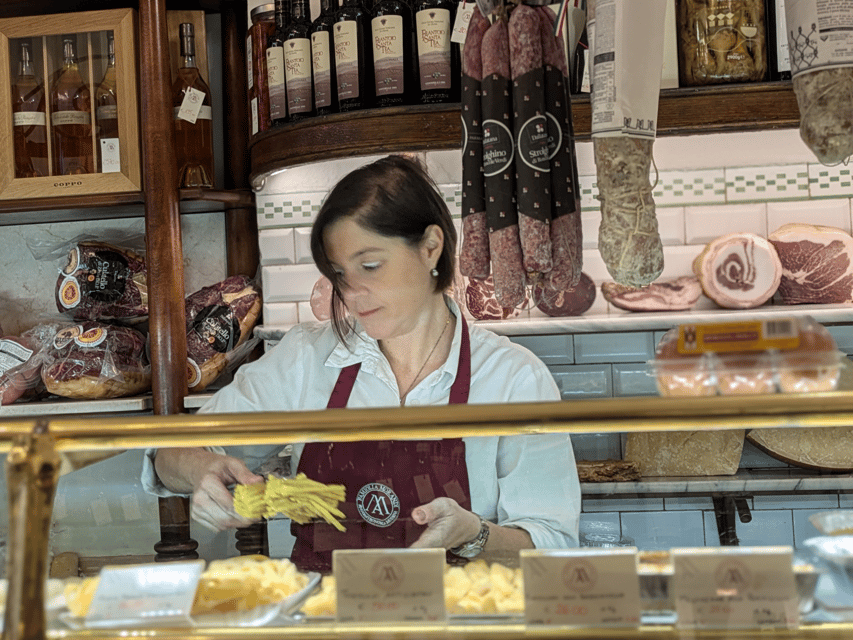 Modena Food Tour: Sightseeing & Taste - Starting near Hotel Principe in central Modena