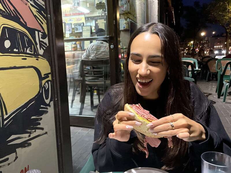 Montréal: Mile End Foodie Tour with Tasting - The Wilensky Special and other local discoveries