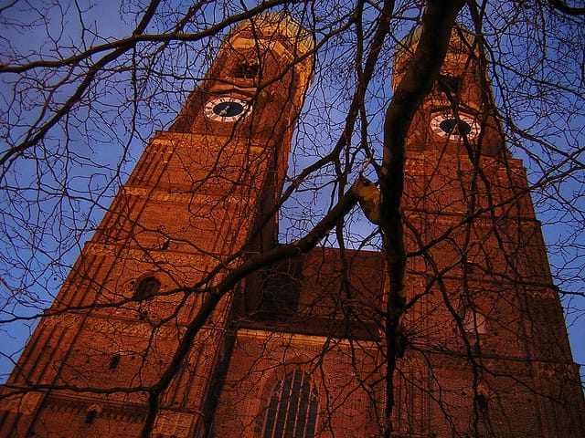 Munich: 3-Hour Culinary Nightwatch Tour - The tavern meal: meat, bread, and a drink