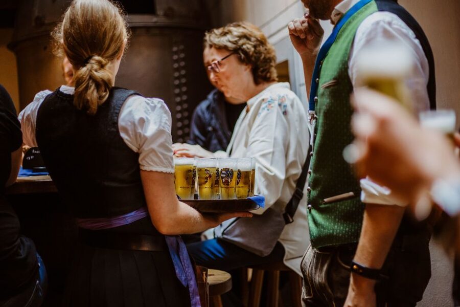 Munich: Beer and Food Tour with Dinner & Oktoberfest Museum - Beer gardens, beer halls, and the Hofbräuhaus clarification