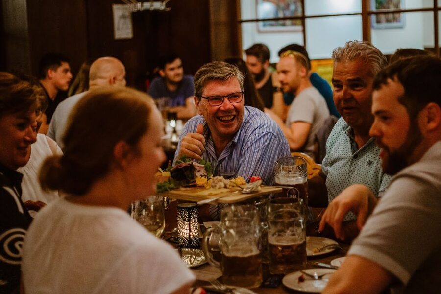 Munich: Beer and Food Tour with Dinner & Oktoberfest Museum - Why the guides matter so much