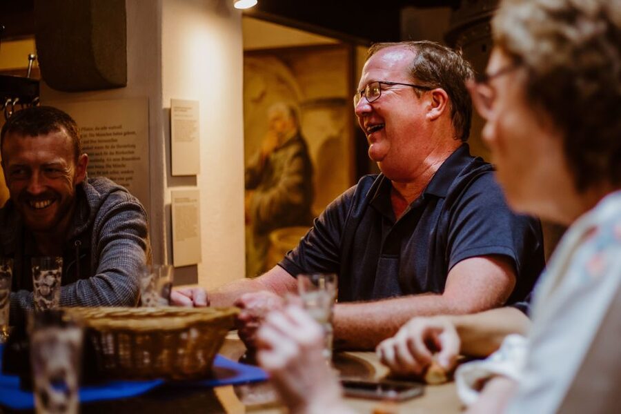 Munich: Beer and Food Tour with Dinner & Oktoberfest Museum - Who should book this evening?