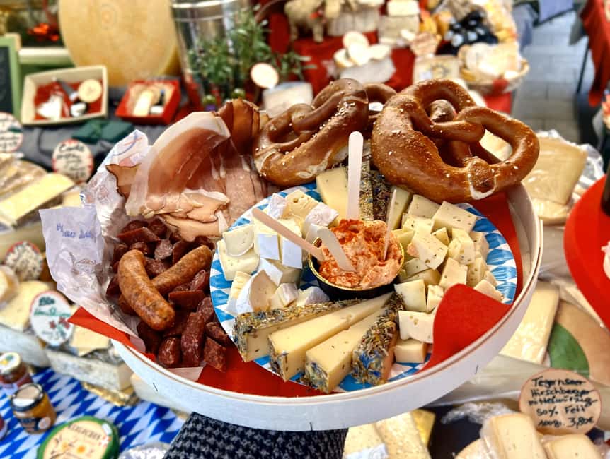 Munich: Old Town Food Tour with 10+ Tastings, Beer & Pretzel - Starting with Schmalznudel at a local café