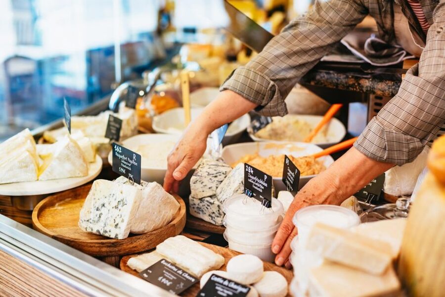 Munich: Viktualienmarkt Food Tour - Cheese, Bread, and Regional German Flavors