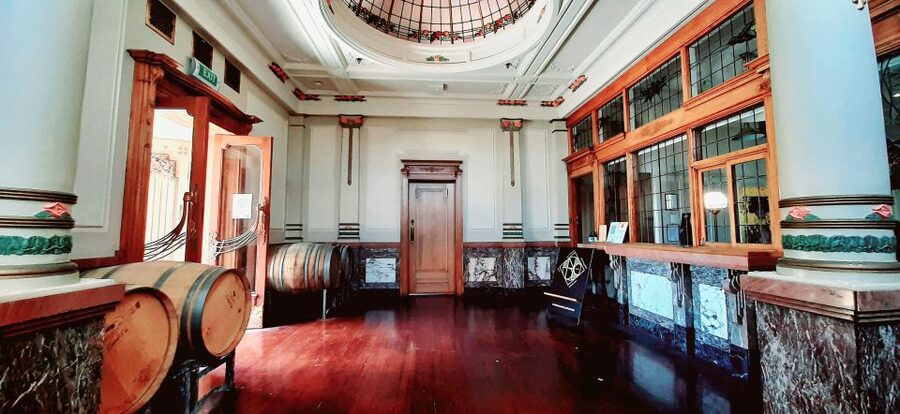 Napier: Winery + Gin Tasting Tour with Lunch Thu Fri Sat - Askerne Estate offers a smaller family setting