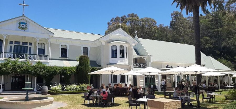 Napier: Winery + Gin Tasting Tour with Lunch Thu Fri Sat - Is $134 a fair price?