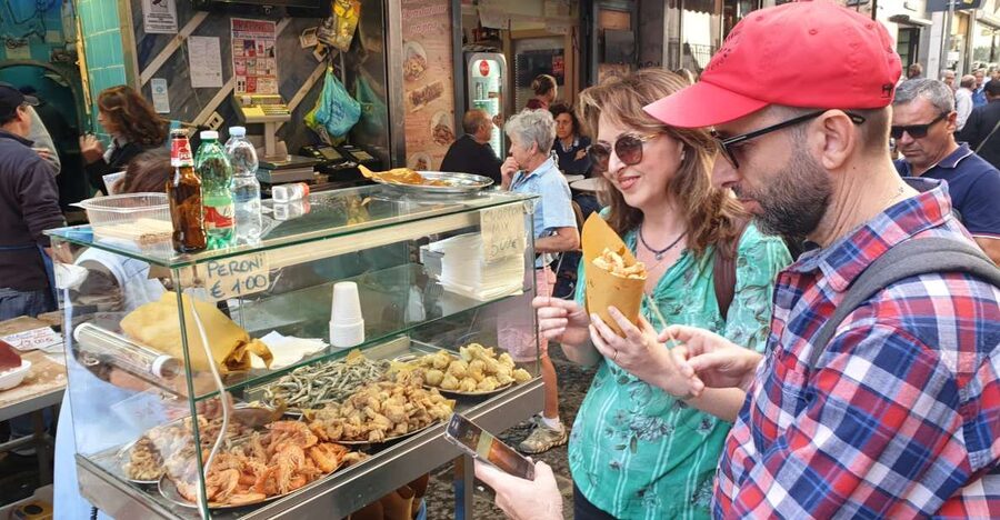 Naples: Food Tour with Davide - Pignasecca Market And The Everyday Food Of Naples