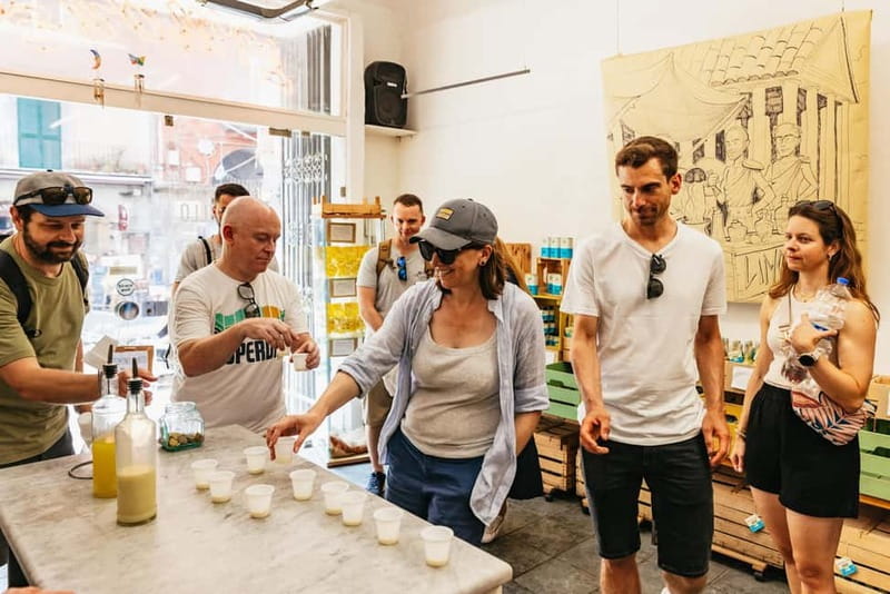 Naples: Guided Street Food Tour with Spritz - Piazza Nilo, Spaccanapoli, and the sweet finish