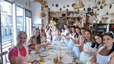 Neapolitan Pizza and Tiramisù Making Class