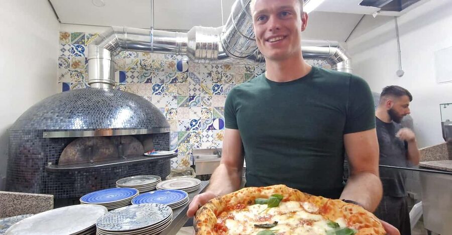 Naples: Pizza Making Class with Local Pizzaiolo - What happens during the two-hour class