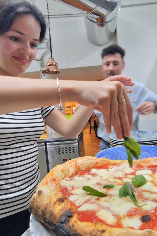Naples: Pizza Making Class with Local Pizzaiolo - Starters, drinks, and the meal afterward